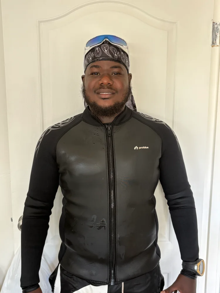 Mishairo, miembro del equipo de Curaçao Underwater Tours