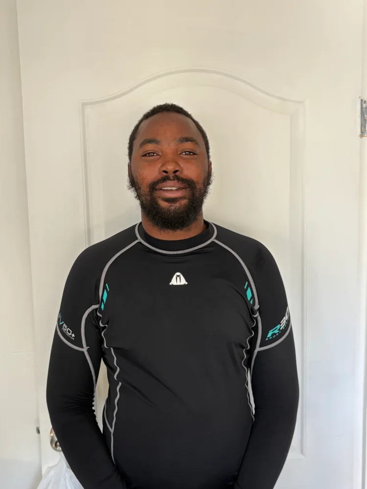 Frengelo, miembro del equipo de Curaçao Underwater Tours